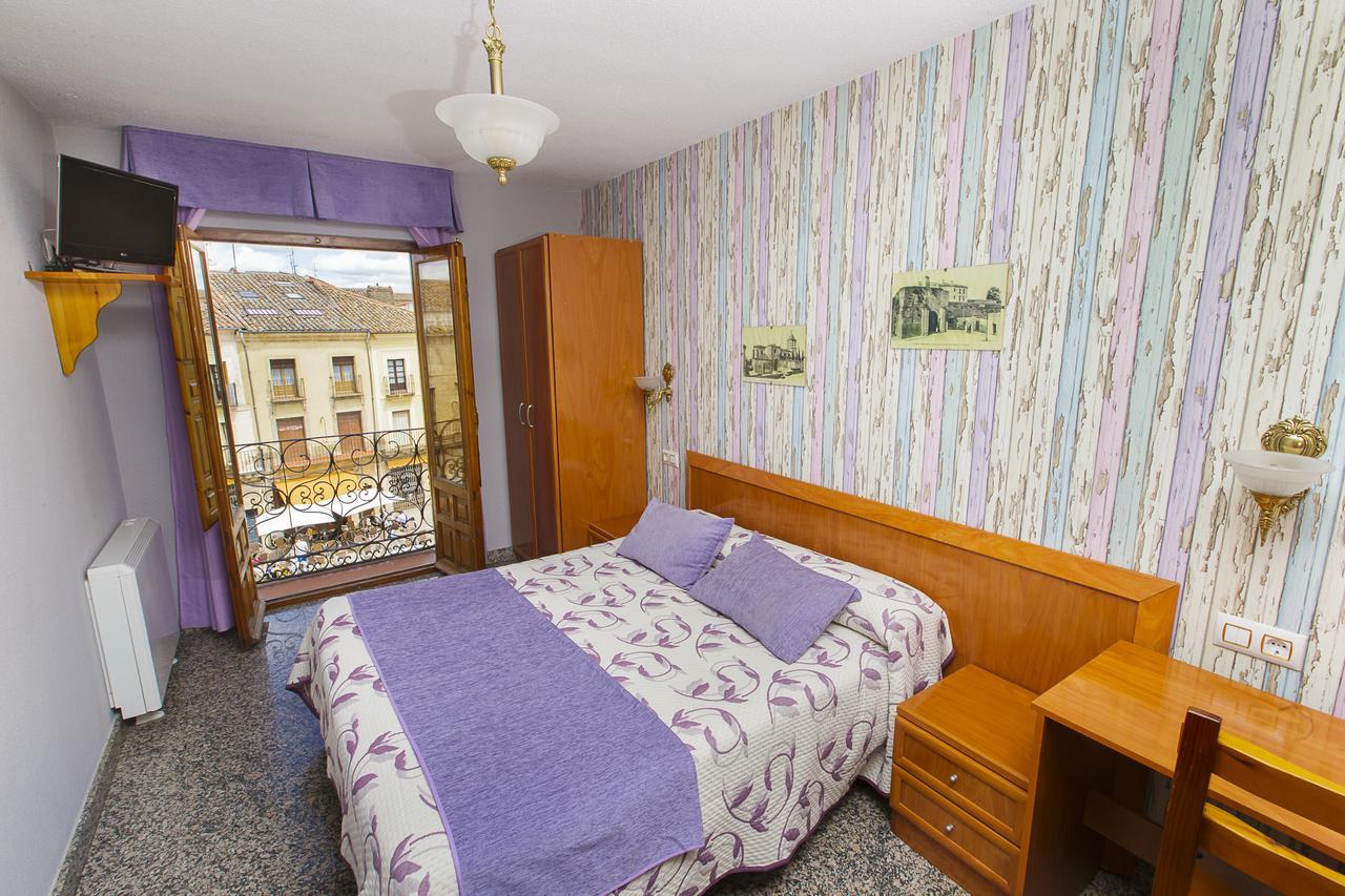 Hostal Plaza Ciudad-Rodrigo Exteriér fotografie